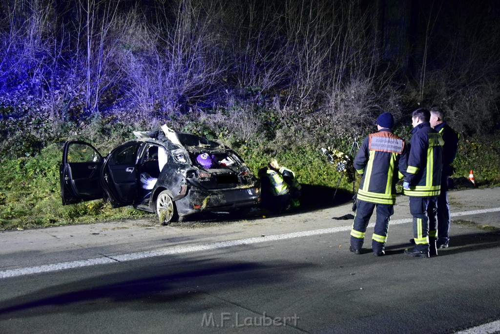 Schwerer VU A 4 Rich Olpe kurz vor AS Koeln Klettenberg P026.JPG - Miklos Laubert